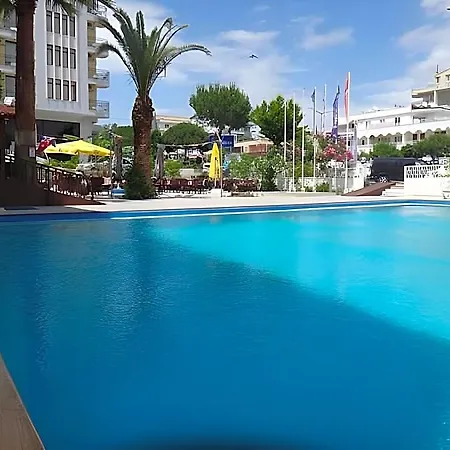 Temple Miletos & Hotel